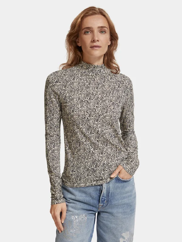 Printed mock neck long sleeved shirt