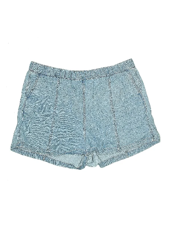 High-Rise Denim Shorts in Light Wash