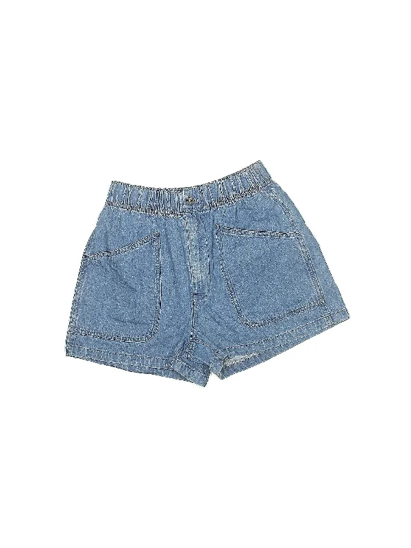 High-Rise Denim Shorts in Medium Wash