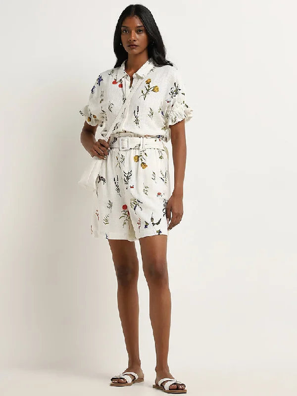 LOV Off-White High-Rise Blended Linen Shorts with Belt