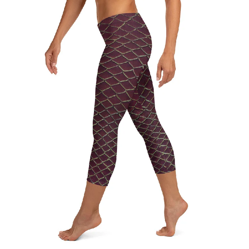 Yule Tide Capri Leggings